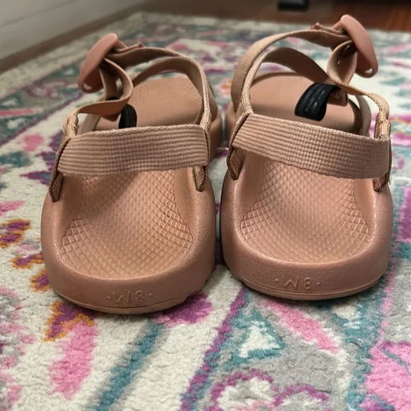 Women’s Z1 Chaco Monochrome Desert Rose Size 8 - Picture 2 of 6